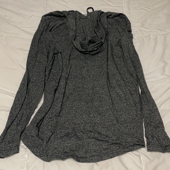 Gray pull over sweater - Picture 3 of 3